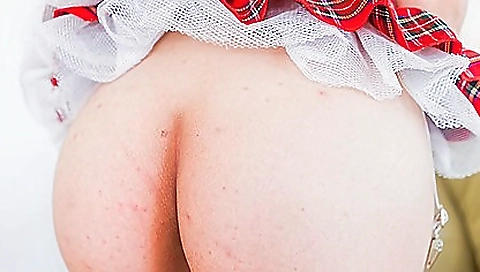 Gorgeous girl is showing off her body in a VR video