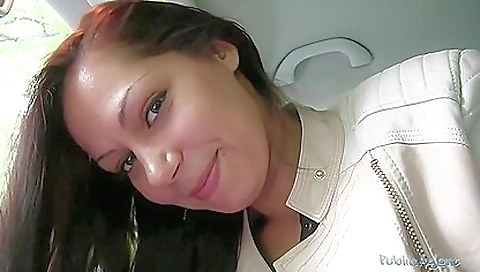 Brunette fucks in the car in deepthroat and cumshot