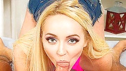 Sexy blonde teen gets a nice cumshot from a VR game character