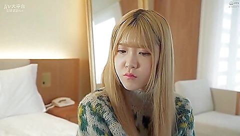 Japanese teen in japanese underwear is getting creampied