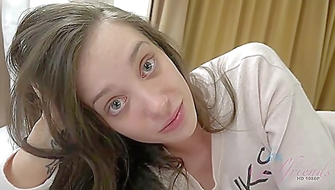 Horny porn model shows her pussy getting cleft for the best