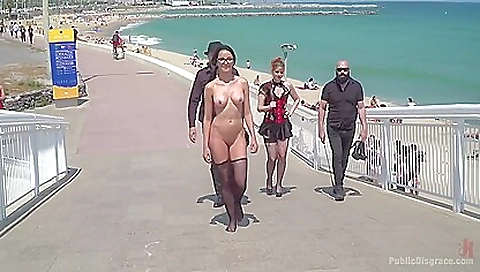 Latina milf with a thick boobies gets her pussy drilled