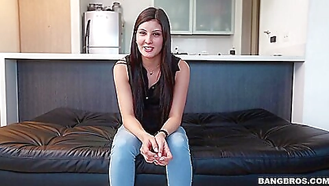 Colombian slut gets in the casting and fucked in the ass