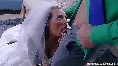 Brunette with a sexy body gets fucked in deepthroat