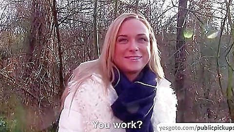 Blonde with a big ass and booty fucks in the movie