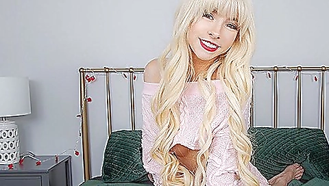 Horny blonde needs to be teased and her boobs are just perfect