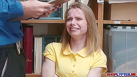 Lingerie & office – blonde & busty ms catarina gets punished